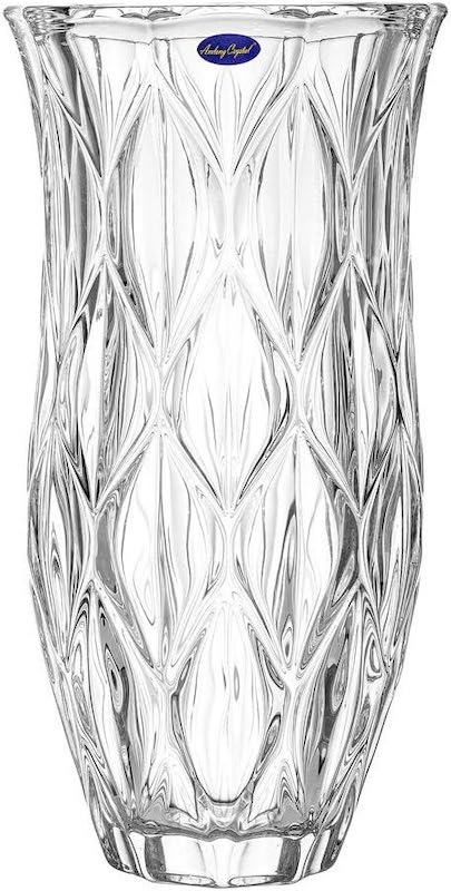 A crystal vase with a pattern.